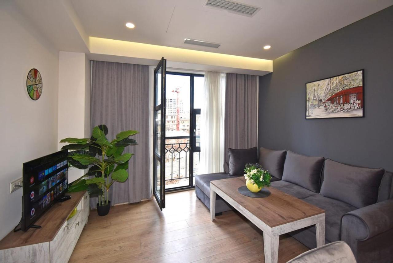 Home4You City Center Apartments Erivan Exterior foto