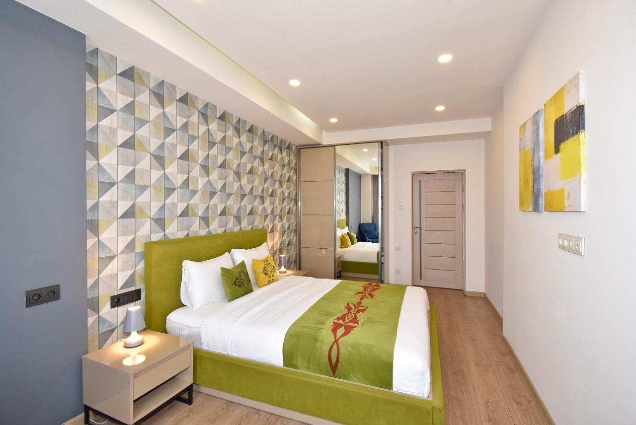Home4You City Center Apartments Erivan Exterior foto